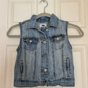Old Navy Girl’s Denim Vest Light Wash Size 8